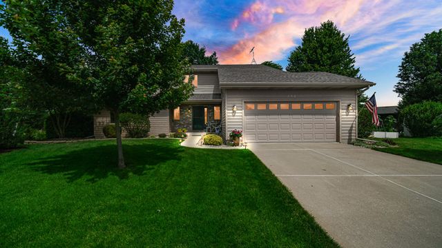 252 Bedford Circle, Valparaiso, IN 46383