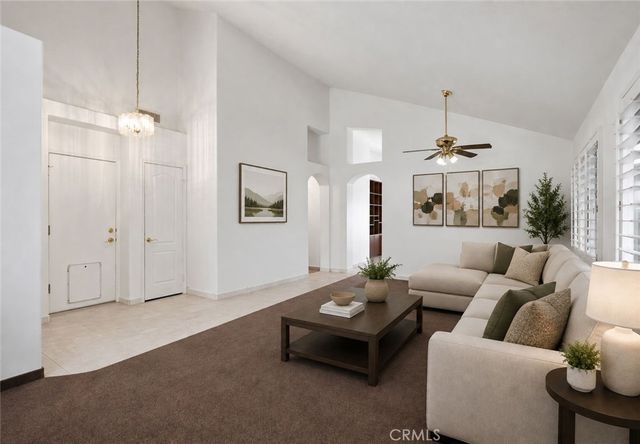 40050 Calle Yorba Vista, Murrieta, CA 92562