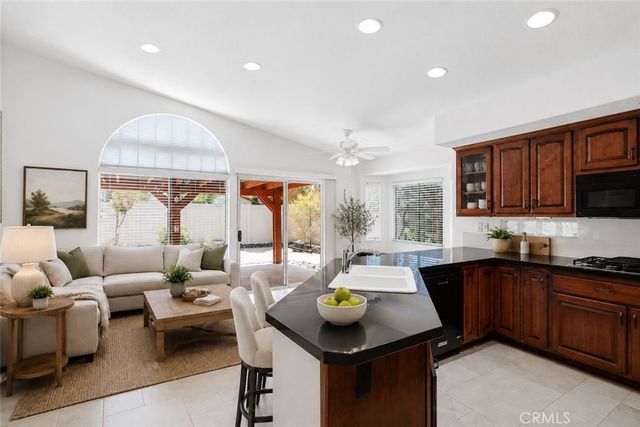 40050 Calle Yorba Vista, Murrieta, CA 92562