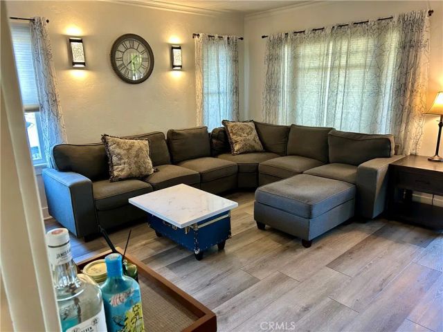 647 Harps Street, San Fernando, CA 91340