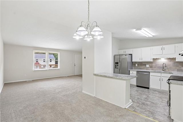 3020 Forestside Lane, Atlanta, GA 30349