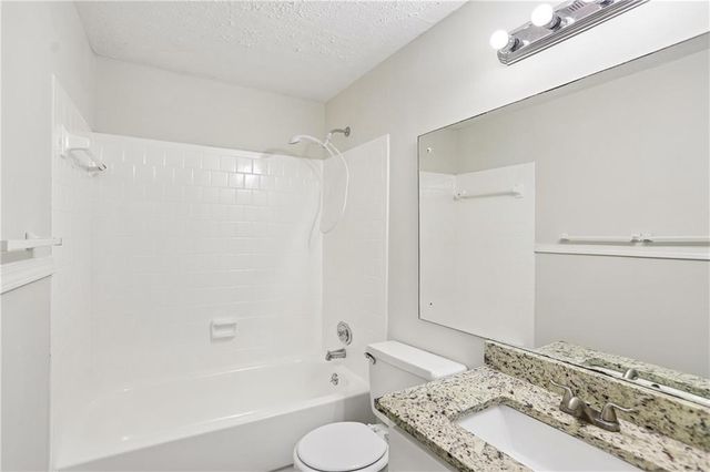 3020 Forestside Lane, Atlanta, GA 30349