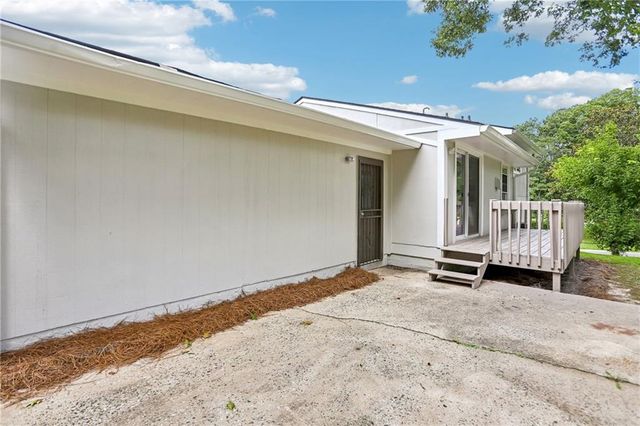3020 Forestside Lane, Atlanta, GA 30349