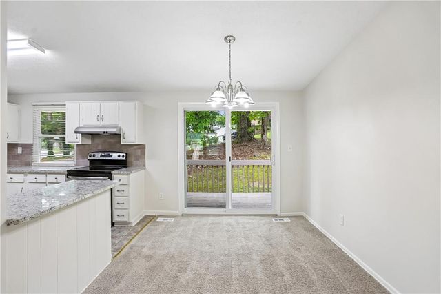 3020 Forestside Lane, Atlanta, GA 30349
