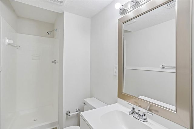 3020 Forestside Lane, Atlanta, GA 30349