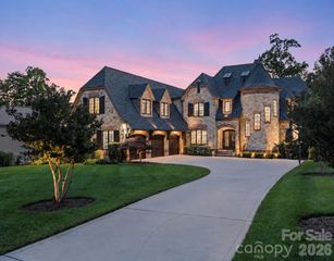 444 Bay Harbour Road, Mooresville, NC 28117