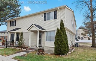 2092 Orchard Crest Street, Shelby Charter Township, MI 48317