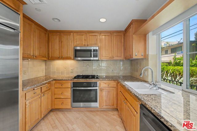 1830 Pelham Avenue 101, Los Angeles, CA 90025