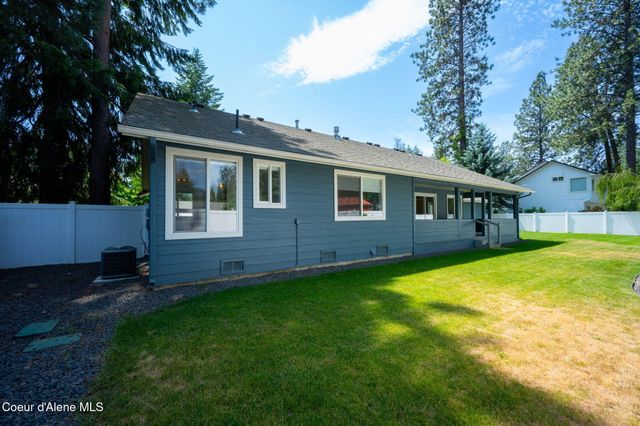 1633 Northwood Dr, Hayden Lake, ID 83835