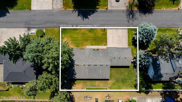 1633 Northwood Dr, Hayden Lake, ID 83835