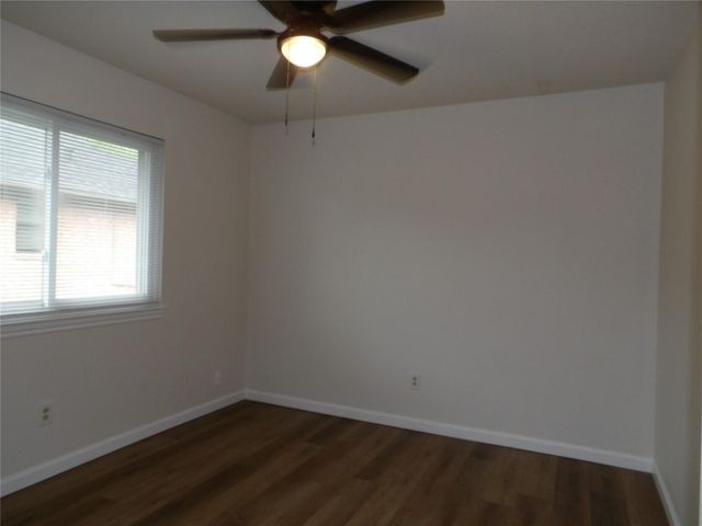 5917 Red River Drive, Dickinson, TX 77539