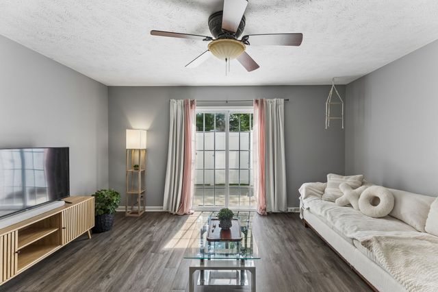 1314 Bunny Ct, Murfreesboro, TN 37130