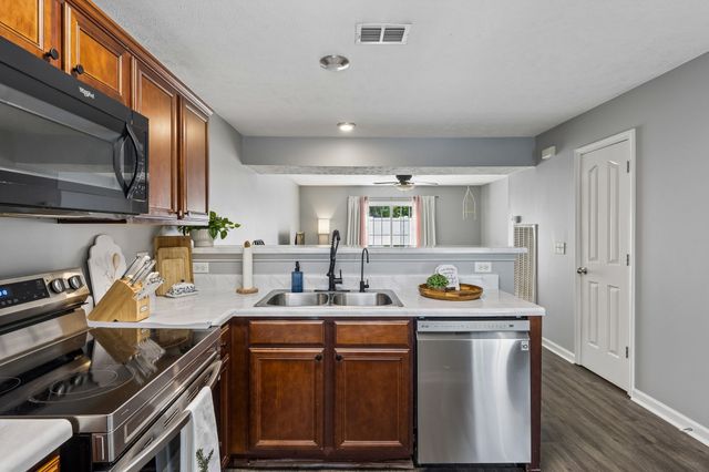 1314 Bunny Ct, Murfreesboro, TN 37130