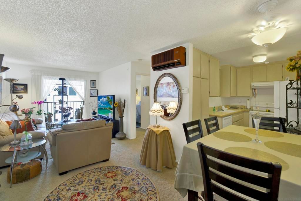 6330 Genesee Ave 209, San Diego, CA 92122 — photo 2