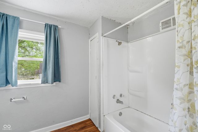 3001 Nichol Avenue, Anderson, IN 46011