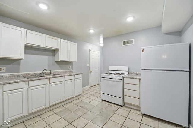 3001 Nichol Avenue, Anderson, IN 46011