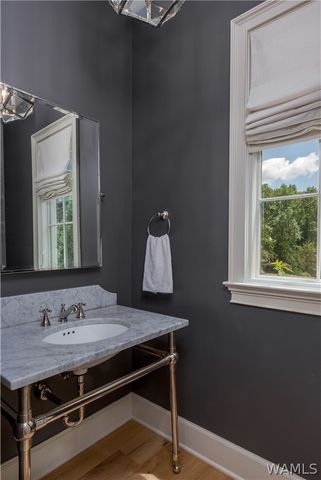 2725 Beacon Hill, Tuscaloosa, AL 35406