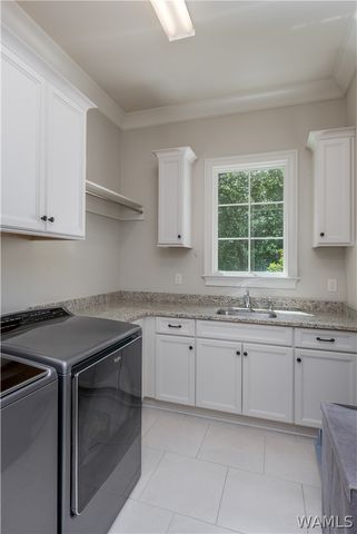 2725 Beacon Hill, Tuscaloosa, AL 35406