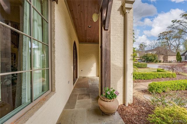 2725 Beacon Hill, Tuscaloosa, AL 35406