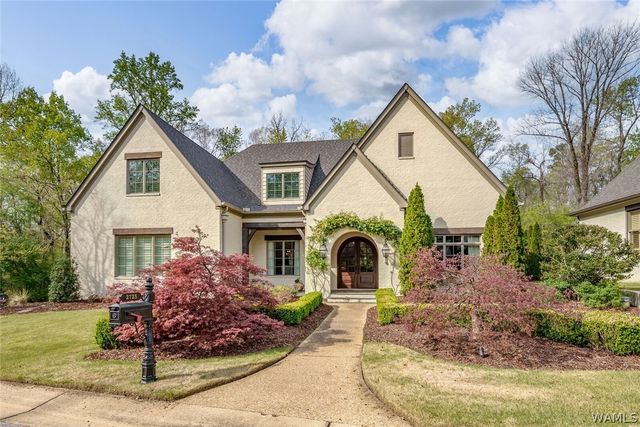2725 Beacon Hill, Tuscaloosa, AL 35406