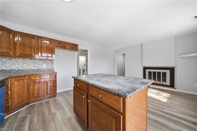 1300 Riverside DR, Virginia Beach, VA 23453