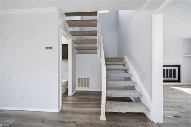 1300 Riverside DR, Virginia Beach, VA 23453