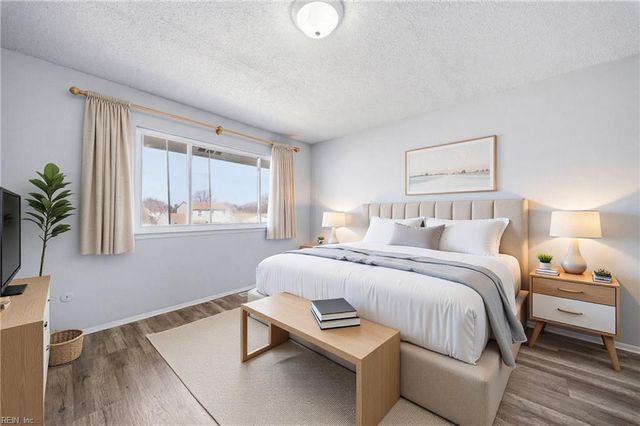 1300 Riverside DR, Virginia Beach, VA 23453