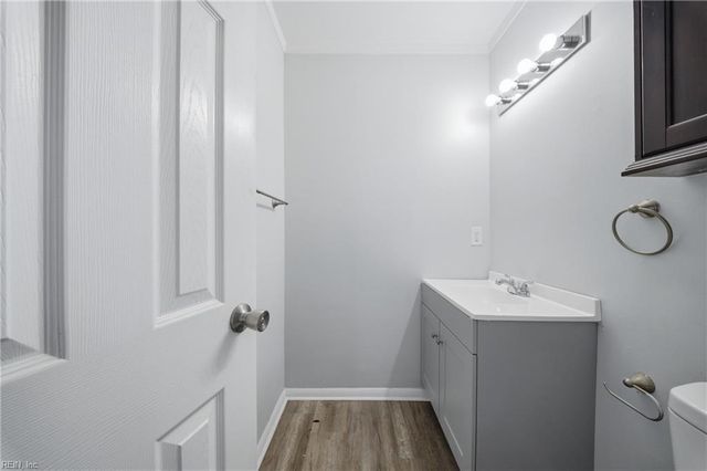 1300 Riverside DR, Virginia Beach, VA 23453