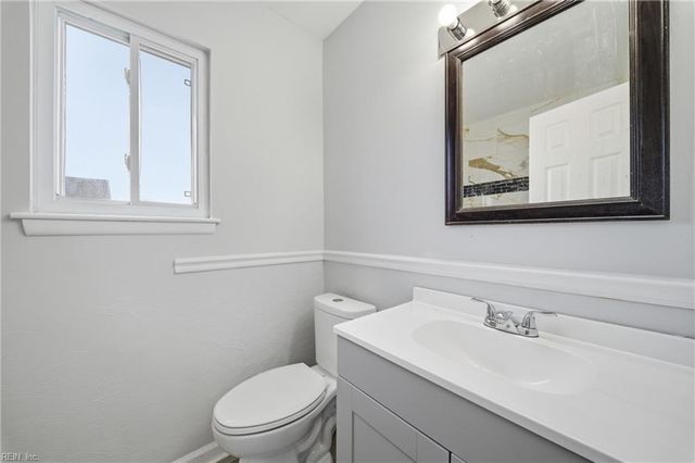 1300 Riverside DR, Virginia Beach, VA 23453