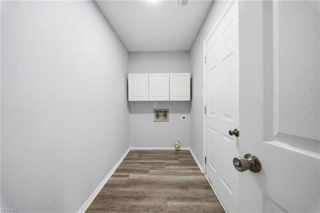 1300 Riverside DR, Virginia Beach, VA 23453