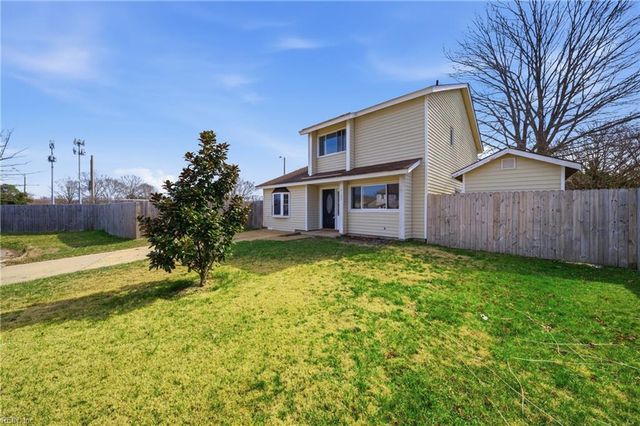 1300 Riverside DR, Virginia Beach, VA 23453