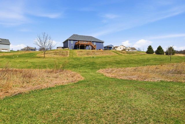 7037 N Hillside Court, Delavan, WI 53115