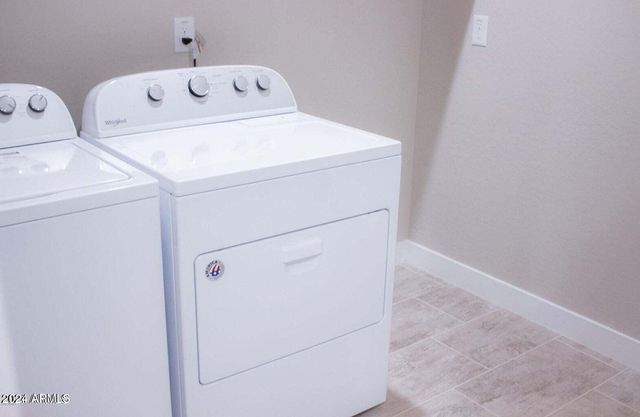 3855 S MCQUEEN Road 70, Chandler, AZ 85286