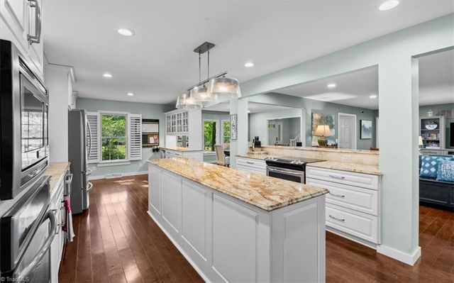 312 Willoughby Boulevard, Greensboro, NC 27408