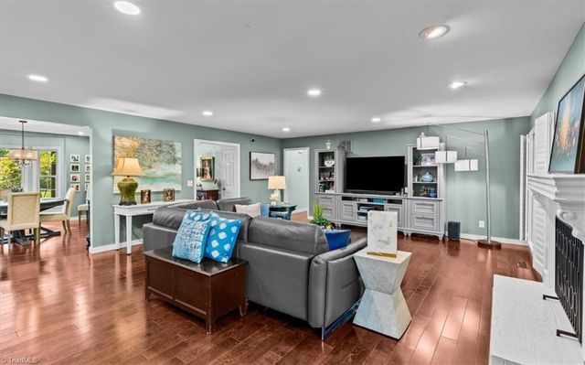 312 Willoughby Boulevard, Greensboro, NC 27408