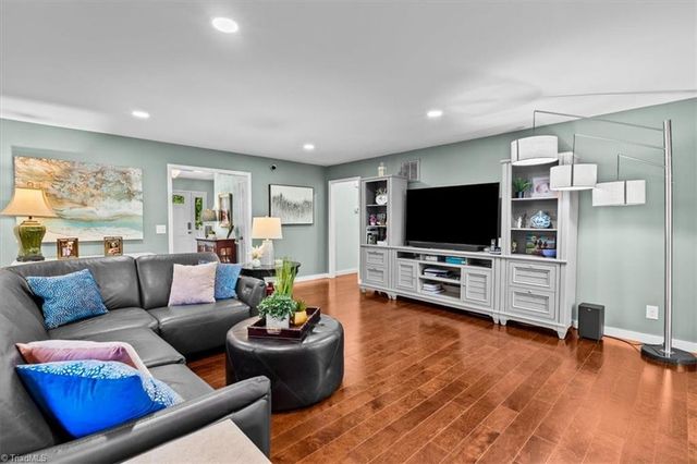 312 Willoughby Boulevard, Greensboro, NC 27408