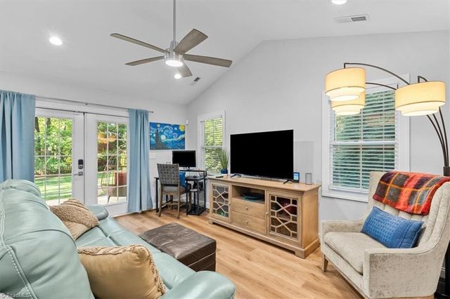312 Willoughby Boulevard, Greensboro, NC 27408