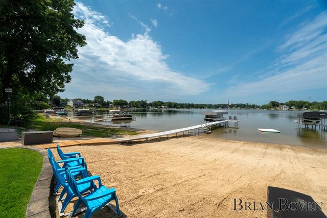 7550 Hessler Drive, Rockford, MI 49341