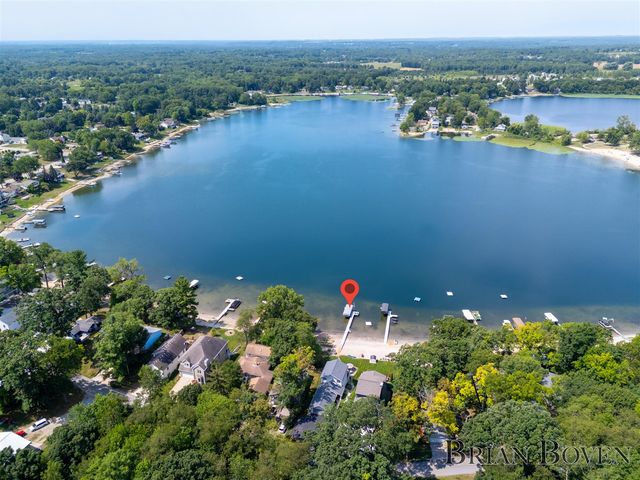 7550 Hessler Drive, Rockford, MI 49341