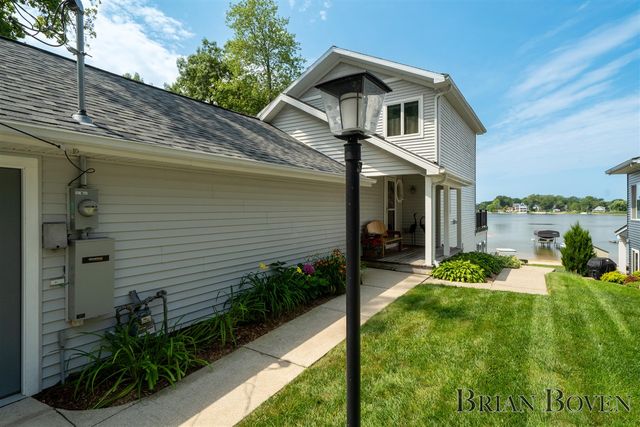 7550 Hessler Drive, Rockford, MI 49341