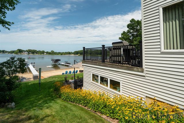 7550 Hessler Drive, Rockford, MI 49341