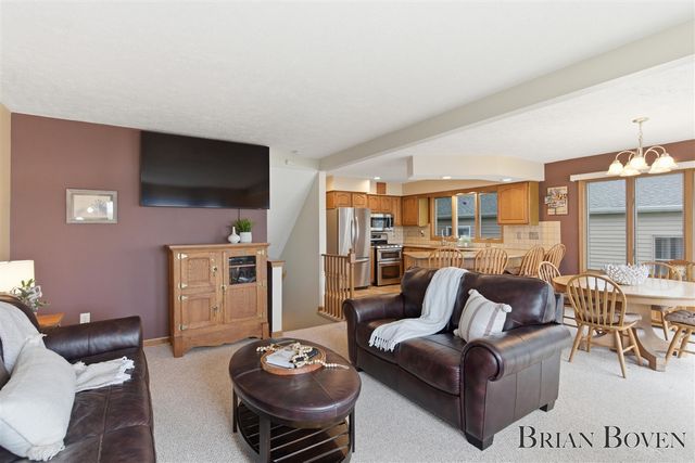 7550 Hessler Drive, Rockford, MI 49341