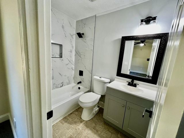 723 Inland Way, Lilburn, GA 30047