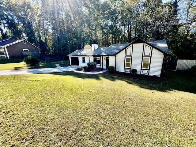 723 Inland Way, Lilburn, GA 30047