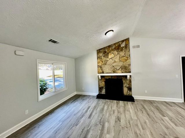 723 Inland Way, Lilburn, GA 30047