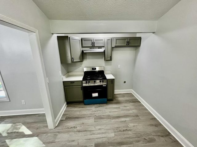 723 Inland Way, Lilburn, GA 30047