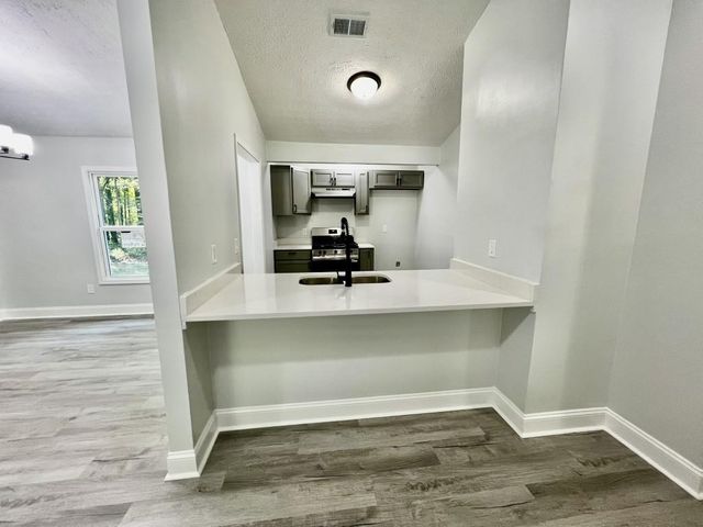 723 Inland Way, Lilburn, GA 30047