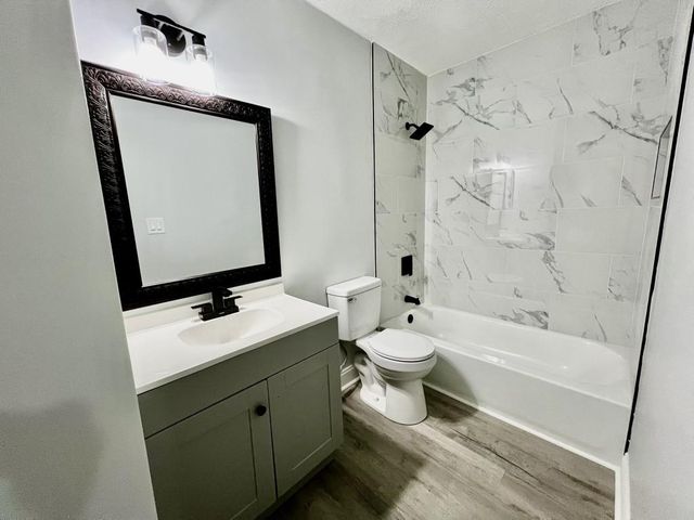 723 Inland Way, Lilburn, GA 30047