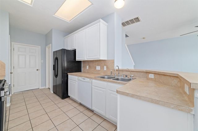 8734 Rainglen Lane, Houston, TX 77044