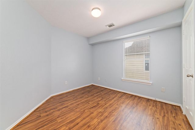 8734 Rainglen Lane, Houston, TX 77044